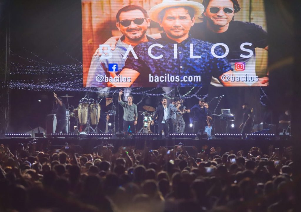 Así se vivió el concierto de Bacilos en El Salvador