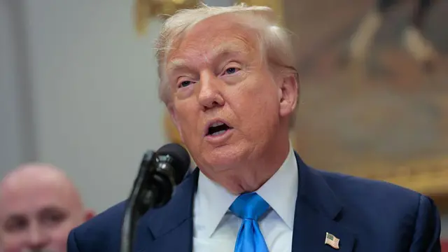 Trump impone aranceles del 50% a Brasil y acusa al gobierno de Lula de representar una amenaza para Estados Unidos Trump impone aranceles del 50% a Brasil y acusa al gobierno de Lula de representar una amenaza para Estados Unidos